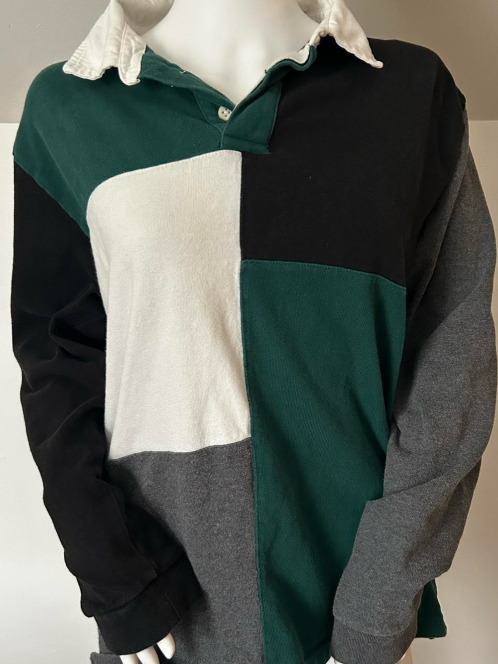 Aeropostale Men's Colorblock Rugby Polo in Green, Black & Gray